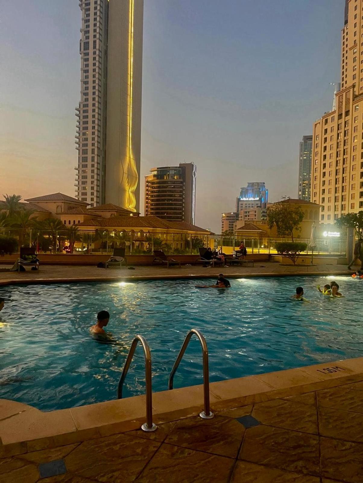 Отель Four Stars Dubai Marina Jbr Экстерьер фото