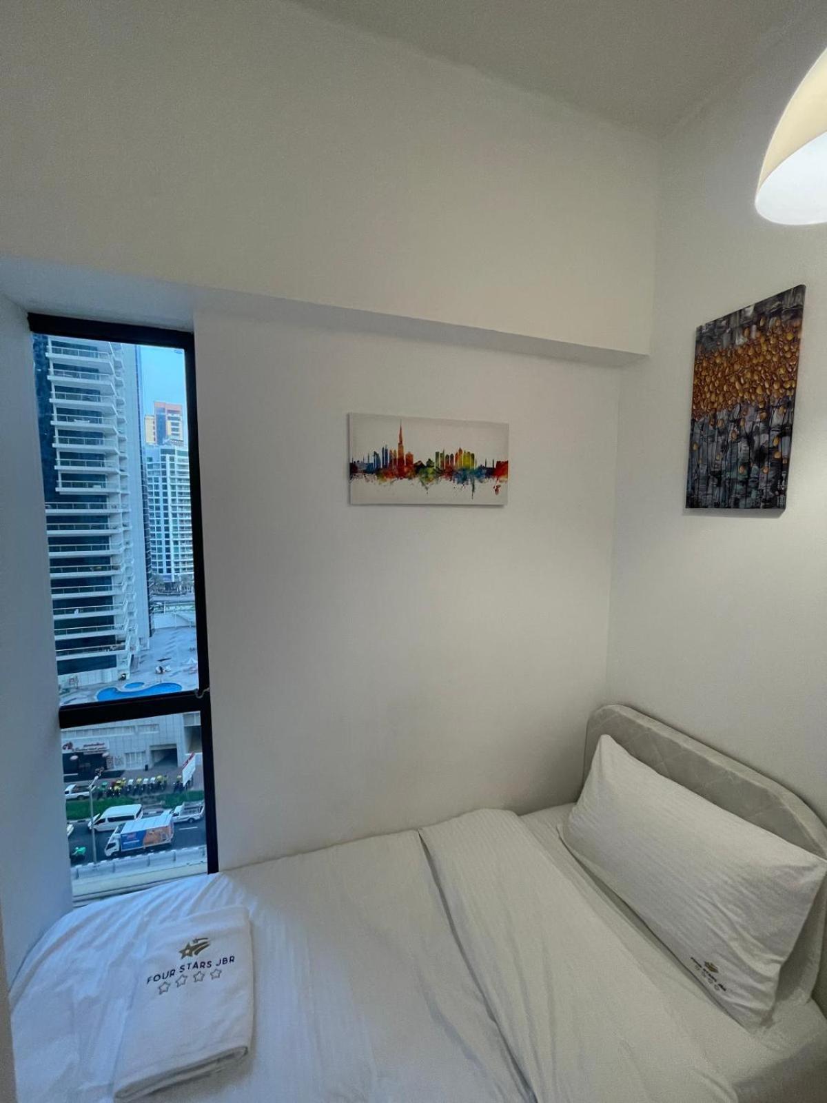 Отель Four Stars Dubai Marina Jbr Экстерьер фото
