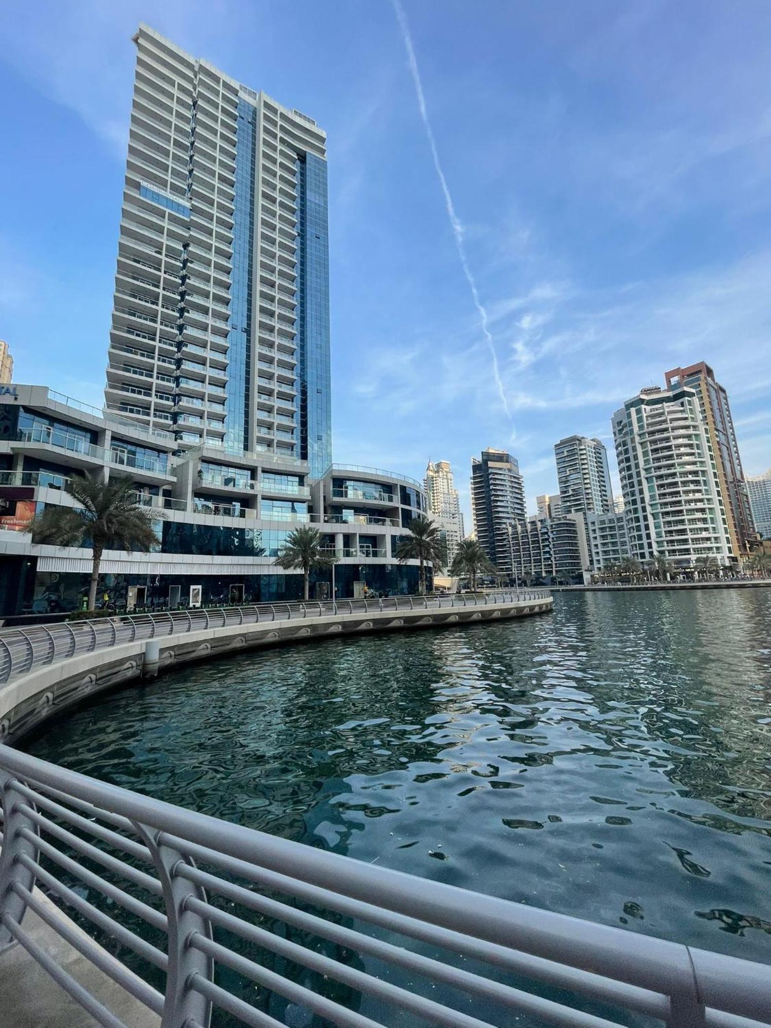 Отель Four Stars Dubai Marina Jbr Экстерьер фото